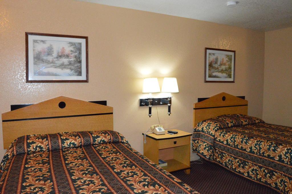 Delux Inn Tulsa Kamer foto